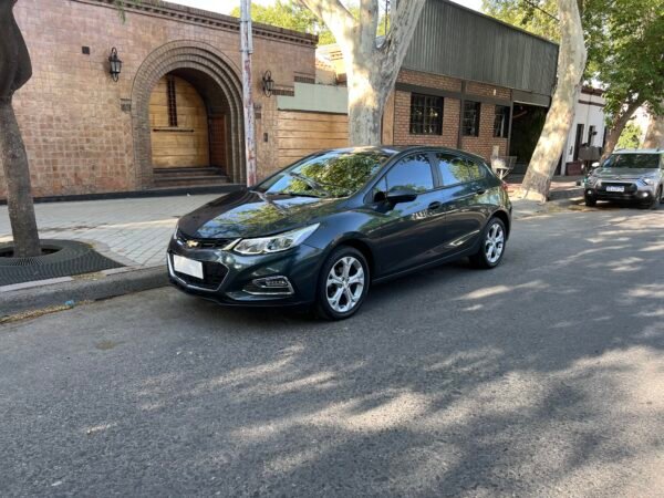 CHEVROLET CRUZE 5P 1.4 TURBO LT MT 2018