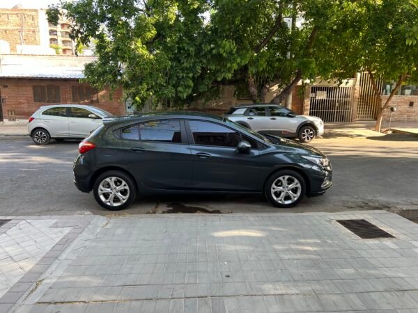 CHEVROLET CRUZE 5P 1.4 TURBO LT MT 2018 - Image 6