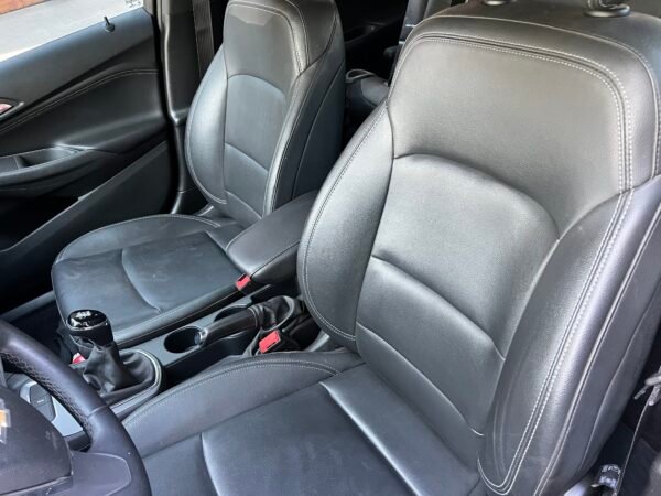 CHEVROLET CRUZE 5P 1.4 TURBO LT MT 2018 - Image 10