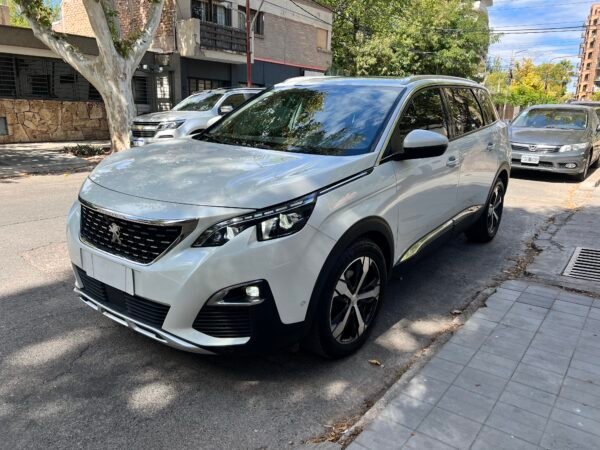 PEUGEOT 5008 ALLURE PLUS HDI TIPTRONIC 2020
