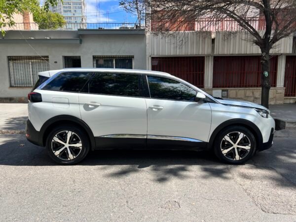 PEUGEOT 5008 ALLURE PLUS HDI TIPTRONIC 2020 - Image 6