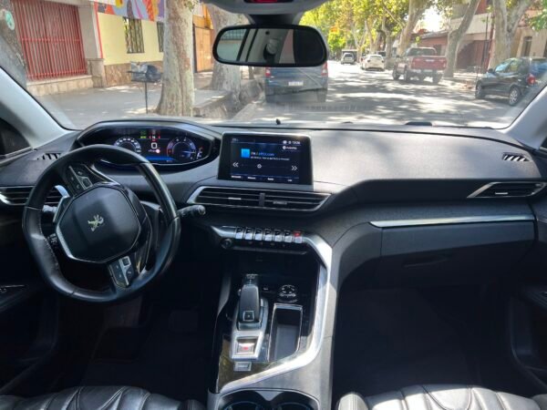 PEUGEOT 5008 ALLURE PLUS HDI TIPTRONIC 2020 - Image 11