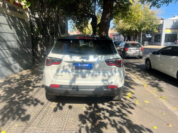 JEEP COMPAS LIMITED AT 2019 - Image 4