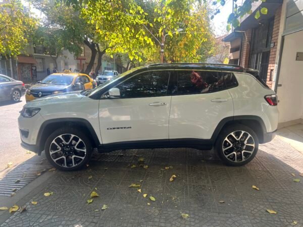JEEP COMPAS LIMITED AT 2019 - Image 2
