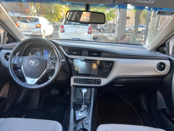 TOYOTA COROLLA XEI PK CVT 2018 - Image 11