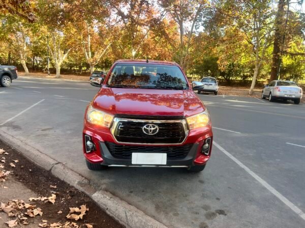 TOYOTA HILUX SRV 4X4 AT 2018 - Image 8