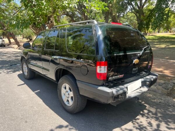 CHEVROLET BLAZER DLX 2010 - Image 3