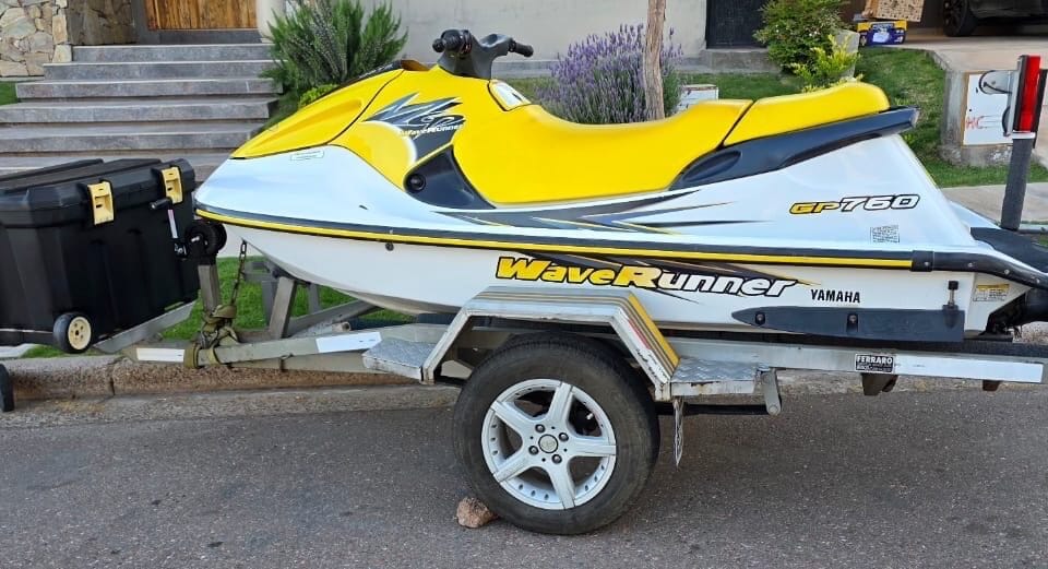 MOTO DE AGUA YAMAHA